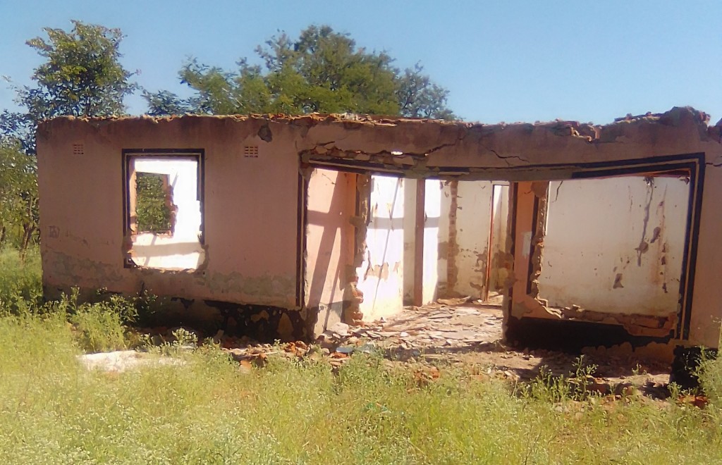 The shattered ruins of a village in Masvingo after forced evictions by gvt